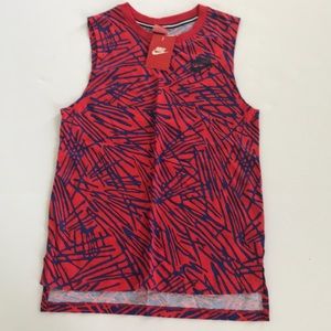 Nike top Xs